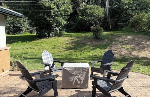 Ephrata House | Spacious 4-bedroom house in charming Ephrata