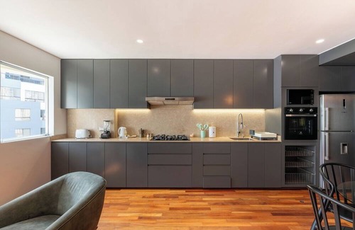 Santa Cruz Apartment | Geko Steelhaus 2BR steps from the malecon