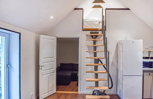 Vanga House | Gorgeous home in Villands with lake view