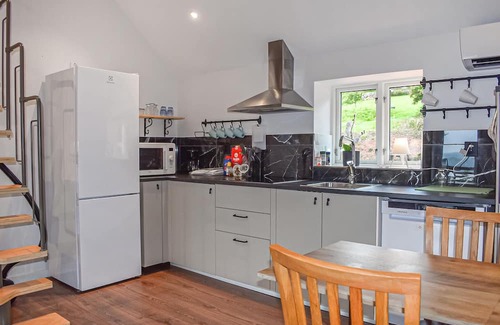 Vanga House | Gorgeous home in Villands with lake view