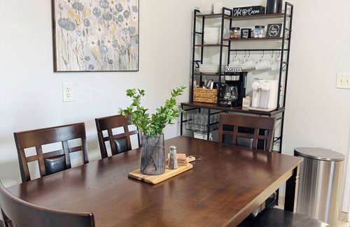 Montezuma House | Charming 2-Bedroom Stay in Montezuma – Breakfast Included