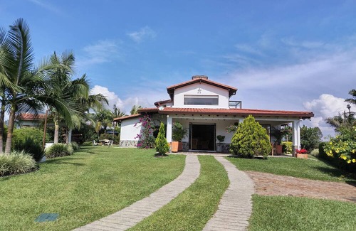 Guatape Villa | Incredible luxury villa, spectacular views towards the Piedra del Peñol.