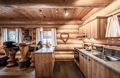 Maria Alm am Steinernen Meer Ski Chalet | Exclusive chalets with own sauna, whirlpool & fireplace– luxury made for comfort