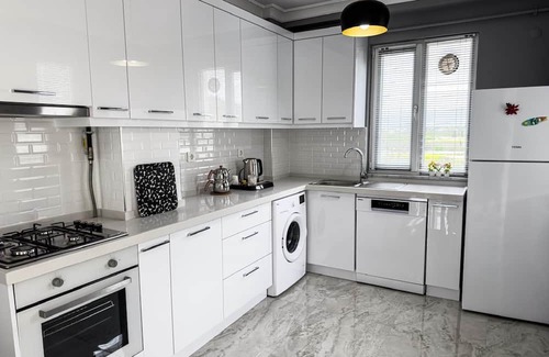 Gemlik Apartment | Doğanın Kalbindeki Eviniz! (9 Kişi)