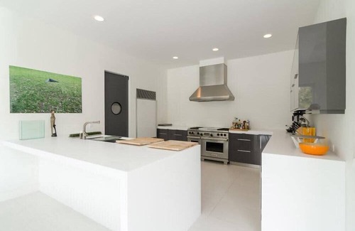 Westhampton Villa | West Hamptons Zen retreat