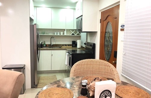 Barbican Apartment | Cozy one bedroom apartment with swimming pool in Upper Kingston (Liguanea)
