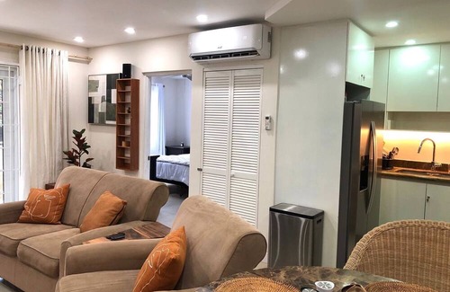 Barbican Apartment | Cozy one bedroom apartment with swimming pool in Upper Kingston (Liguanea)