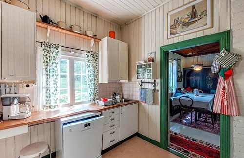 Markaryd Municipality House | Cozy home in Markaryd with WiFi
