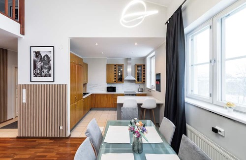Kesklinn Apartment | 2-story/3-bedroom Penthouse, sauna, free parking