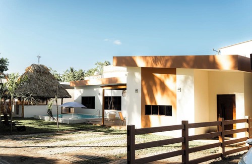 Costa Del Sol Villa | Charming 4-bedroom villa in Enchanting @ La Costa del Sol with AC
