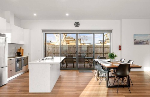 Rhyll House | Rhyll Delight in Rhyll