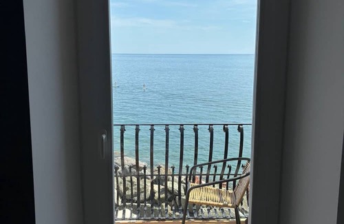 Bogliasco Apartment | HyggeWaves