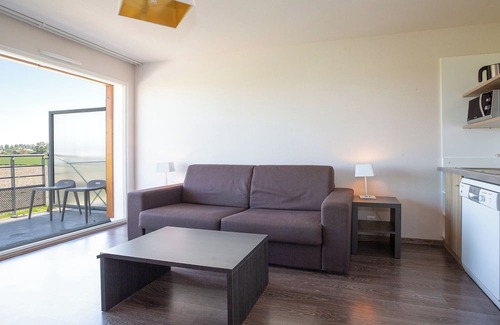 Roz-sur-Couesnon Apartment | Le Domaine du Mont 2P4H
