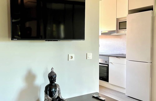 Betera Apartment | Bright boutique apartment 5 min from the subway