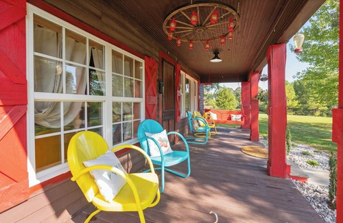 Lexington Cabin | Tennessee Homeplace between Jackson and Lexington, TN, 12 minutes from I-40