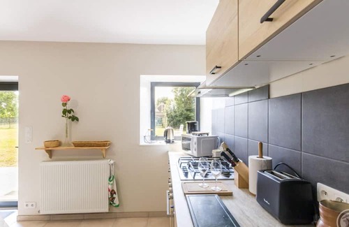Herenguerville Cottage | Charming stone house with garden, bikes, and WIFI in Quettreville-sur-Sienne