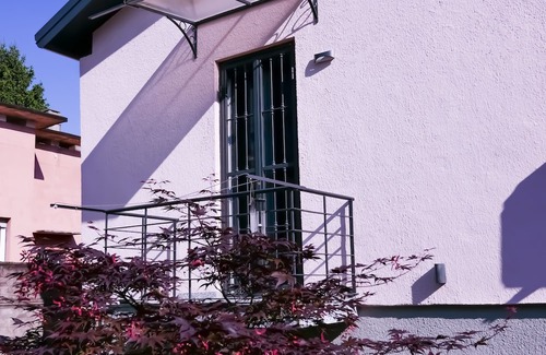 Oltrestazione Villa | Charming villa with AC in Legnano