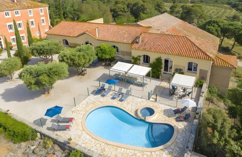 Portiragnes House | Holiday Home 'Les Flamants' with Sea View, Wi-Fi and Air Conditioning