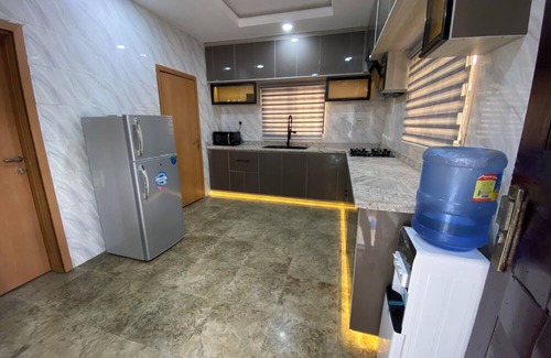 Uyo House | Tobas Apartments