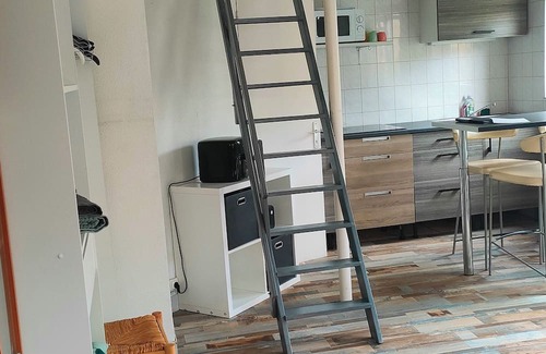 Riom House | Quiet, independent studio