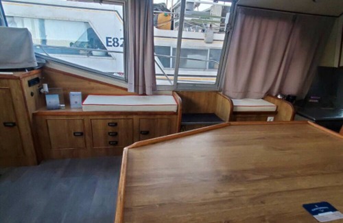 Bellegarde Boat Rental | Boat 'Odyssey Croisieres' with Lake View and Air Conditioning
