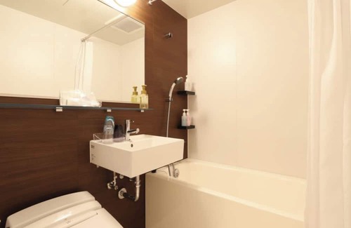 Higashishinsaibashi Hotel | Nonsmoking Standard Double Room Room only/Osaka Ōsaka