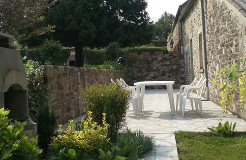 Brix Cottage | Charming countryside house with fenced garden, pets allowed and WiFi