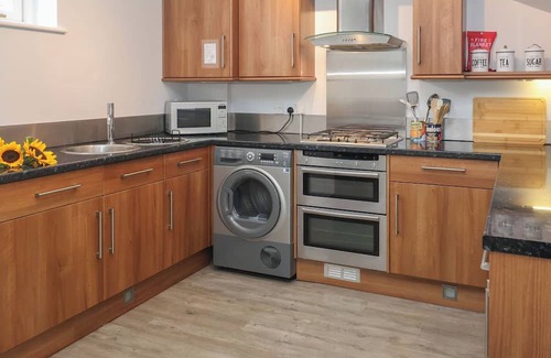 Felixstowe House | OLD FELIXSTOWE, BATH ROAD, pet friendly in Felixstowe, Suffolk