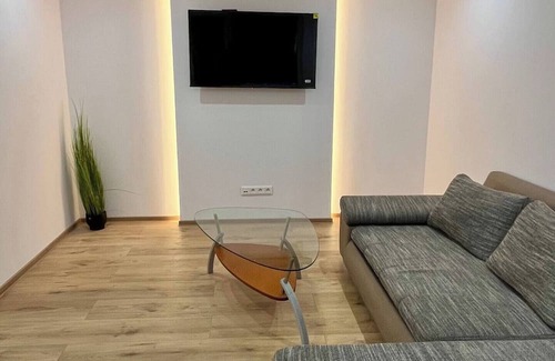 Juh Apartment | Nikky Apt!
