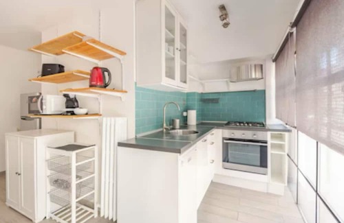 Dergano Apartment | Stylish Loft | 5min Metro | 10min Duomo | A/C