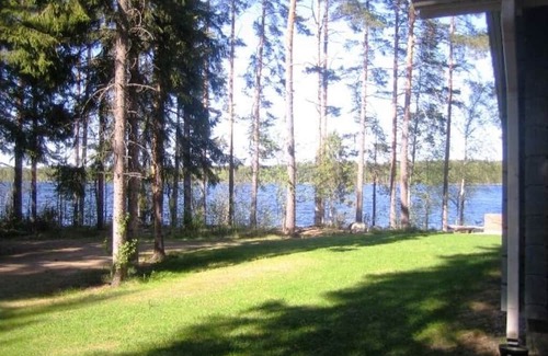 Hiukkajoki House | Blue vacation home