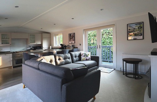 Fangfoss Cabin | Earl Grey Lodge: A Luxury Escape near York, with modern amenities.