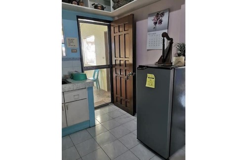 San Juan Apartment | MH Ragsak Room in Urbiztondo, San Juan, LU