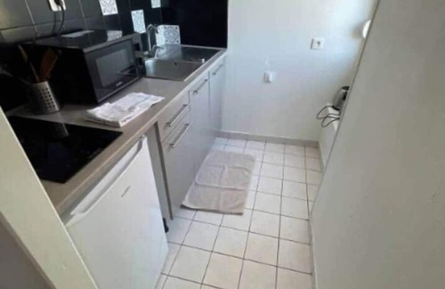 Miroir - Batignolles Apartment | Oyon Studio * Near train station * Parking * Fiber