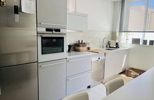 Santa Cruz de Tenerife Condo | Mencey City Pool