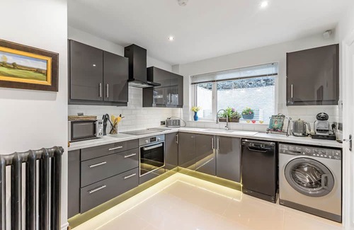 Coleraine House | River View Terrace - charming home with river views - availability for The Open