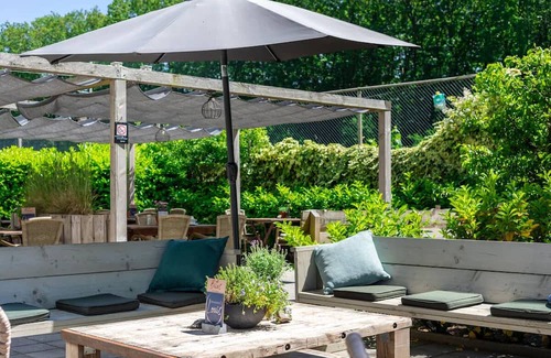 Bosschenhoofd House | 2-Unit Countryside Retreat | Forest Walks, Fresh Air & Stillness Near the City