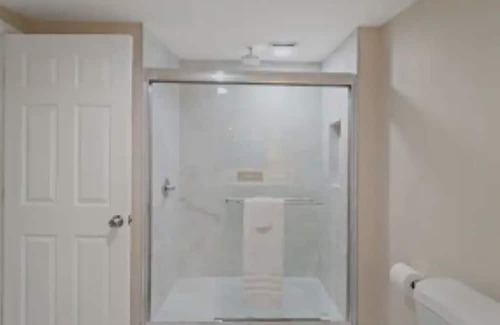 Hattiesburg House | The Gold House: Luxury Home Near Midtown, USM, Zoo