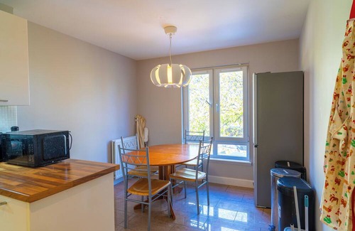 Cults House | Charming 4-bedroom house with AC, fitness room in lovely Cults