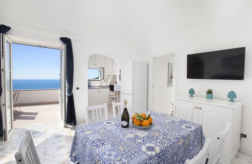 Chiesa Nuova House | House in Positano with Panoramic Terrace