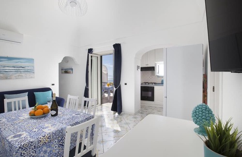 Chiesa Nuova House | House in Positano with Panoramic Terrace