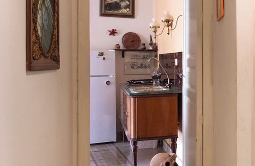 Caronia Apartment | Bracco house