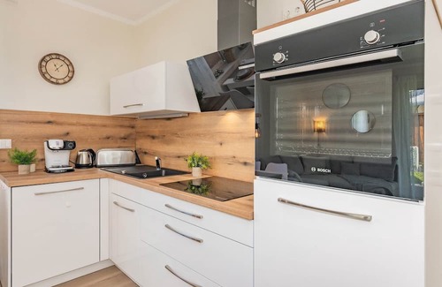 Ueckeritz Apartment | Cozy vacation home "Domizil zum Lerchengrund 03" in Ückeritz close to the beach