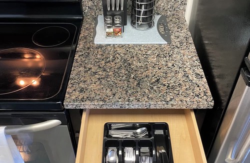 Aurora Highlands Apartment | Pentagon City Apartment with tons of amenities, pool, fitness, and free parking!