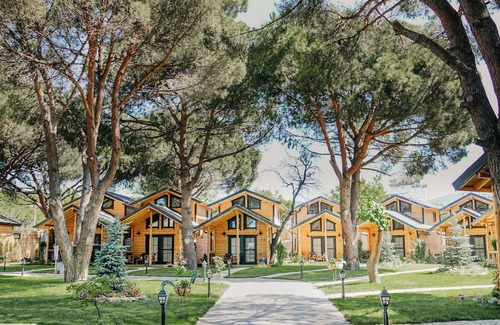 Erdek Ski Chalet | Pino Mar Luxury Bungalows