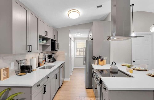 Isle of Palms House | The Palm Escape Retreat