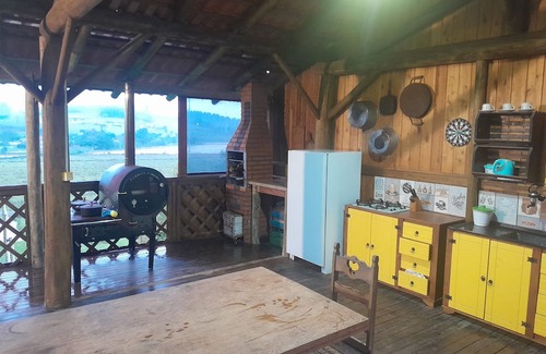 Picarras Cottage | Country house with pool, football field and lake near Beto Carrero