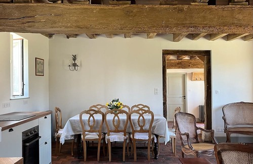 Montbouy Cottage | Charming Countryside Cottage/House