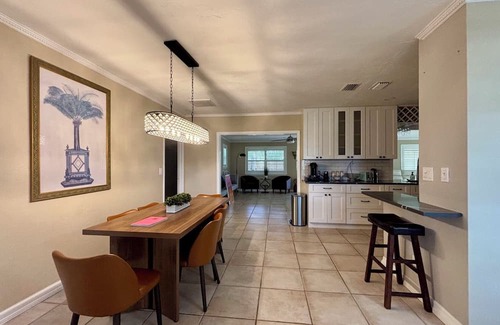 West Palm Beach House | Palmetto Paradise: Hot tub, close to downtown!