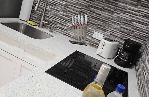 Nassau Apartment | Charming 1-bedroom apartment with AC, WiFi in gorgeous Nassau